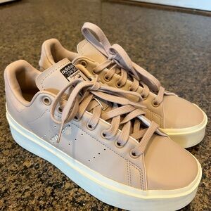 Adidas Stan Smith - Bonega Platform Sneaker - Size 8